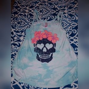 No Boundaries tank top. Size Med 7-9 Skull and orange flowers.